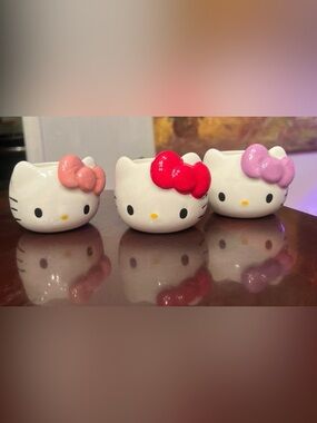Hello Kitty Sanrio 3D Sculpted Ceramic Mini Mugs Set Bundle